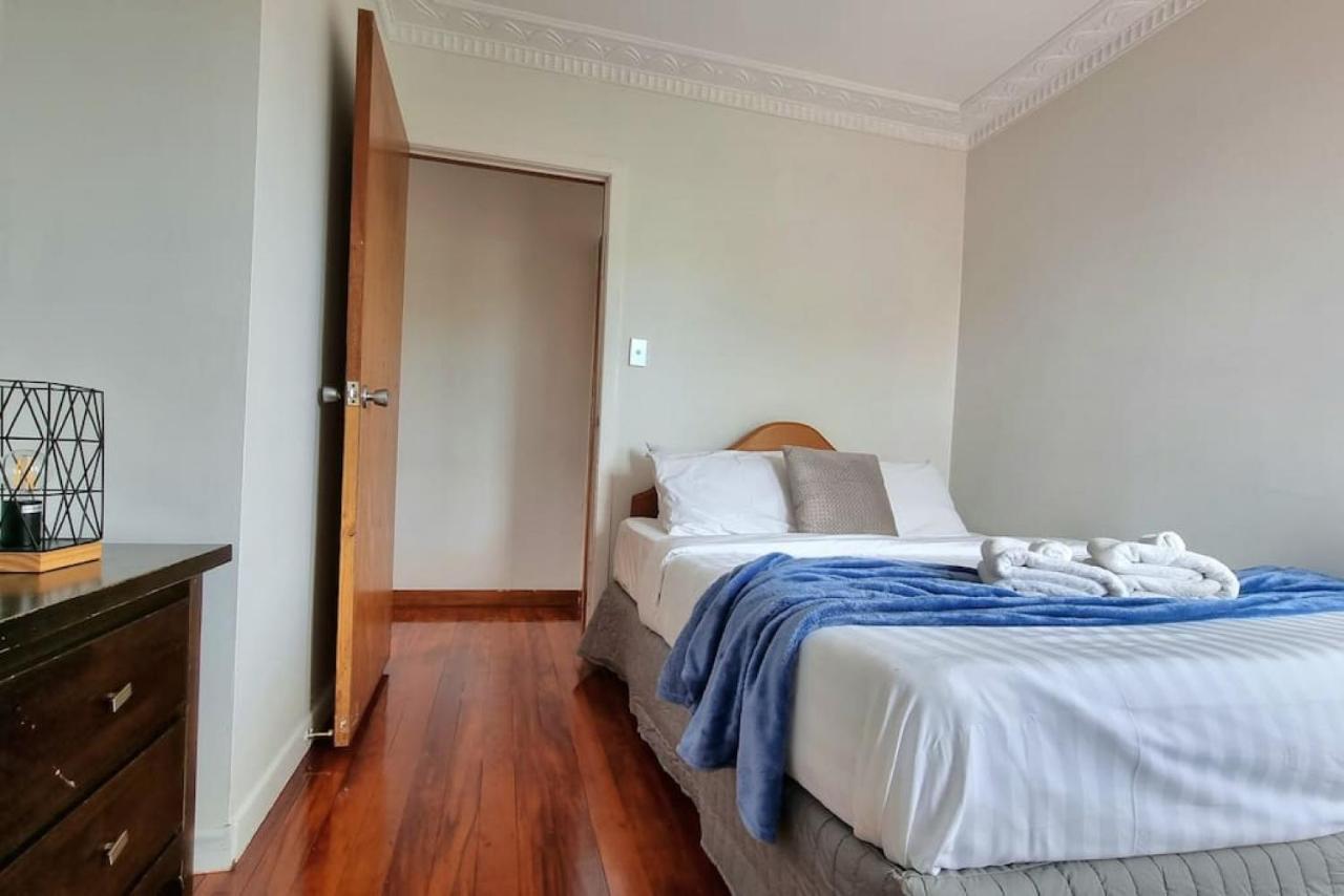 Family Gem In Hillsborough With Free Parking Appartement Auckland Buitenkant foto